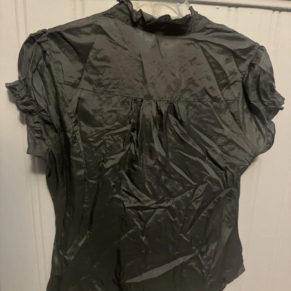 Shiny Gray Xhilaration Blouse - Size XL - Picture 6 of 6